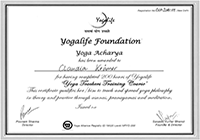 Zertifikat f�r Yoga Acharya